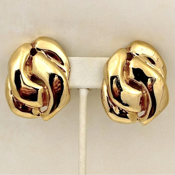 Ciner Jewelry - CINER Vintage Goldtone Knot Design Clip Earrings - Signed J. Cooper